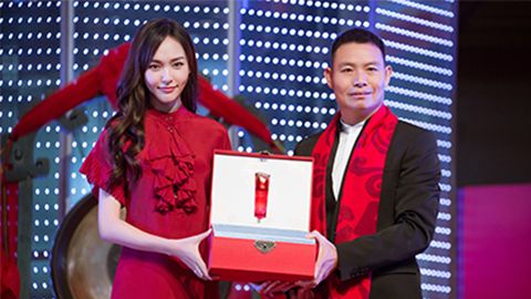 中国美正当红，GALAXYA股上市，引领新时代